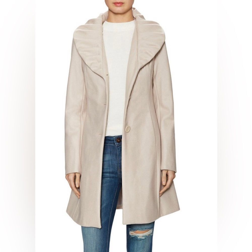 Tahari Abigail Wool Shawl Collar Coat Beige